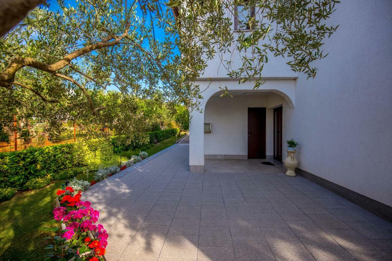 Garden Paradise App Sveti Vid-Miholjice Exterior foto