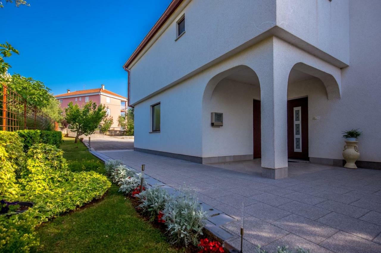 Garden Paradise App Sveti Vid-Miholjice Exterior foto